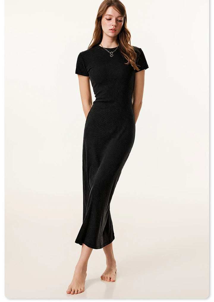 Line Maxi Skirt